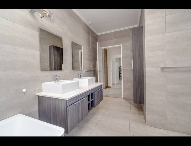 4 BEDROOM CLUSTER FOR SALE IN BRYANSTON